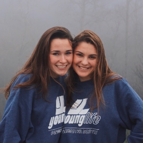 Meet your Posher, Sarah - Picture 1 of 1